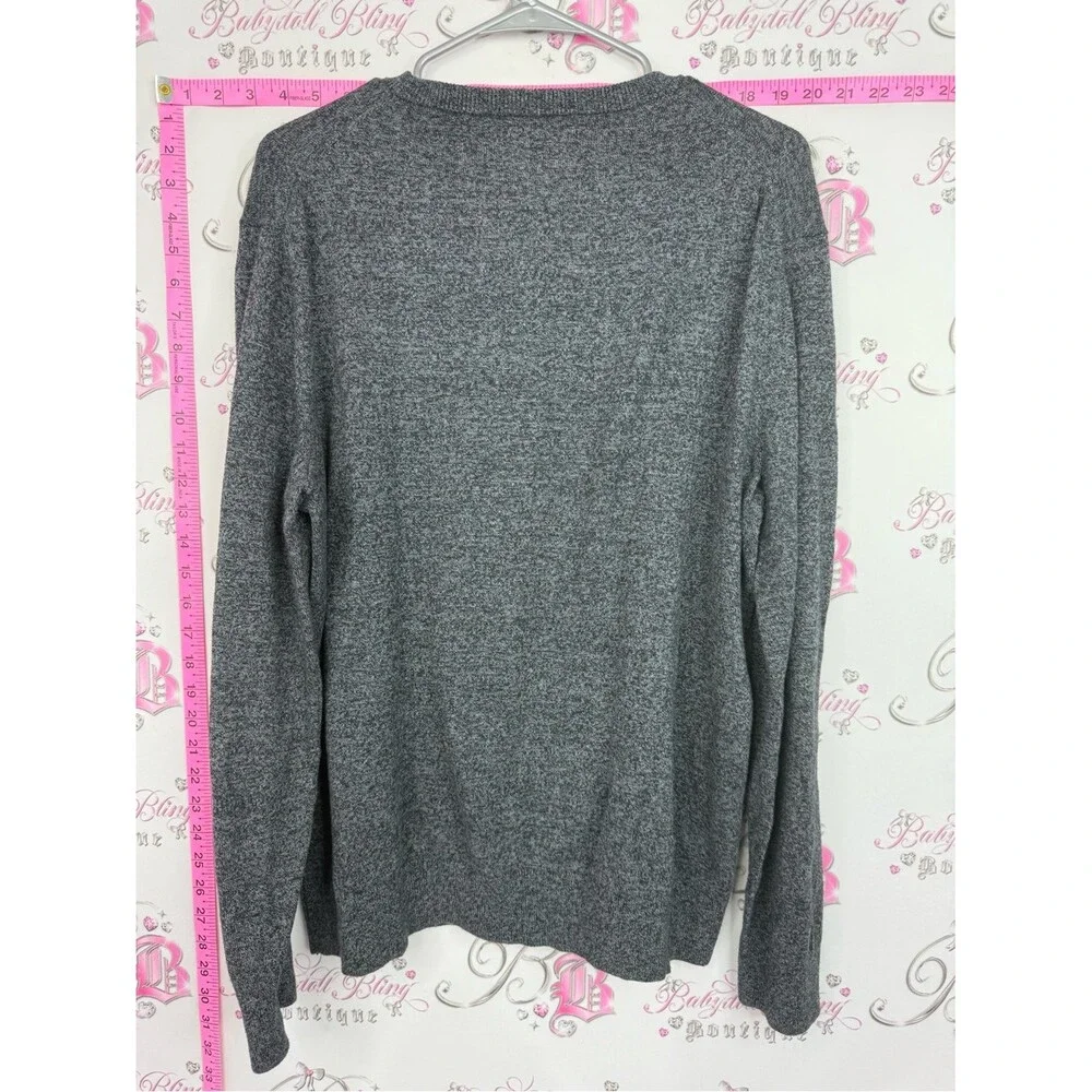 Banana Republic Men’s Heather Gray Crewneck Sweater premium luxe yarn